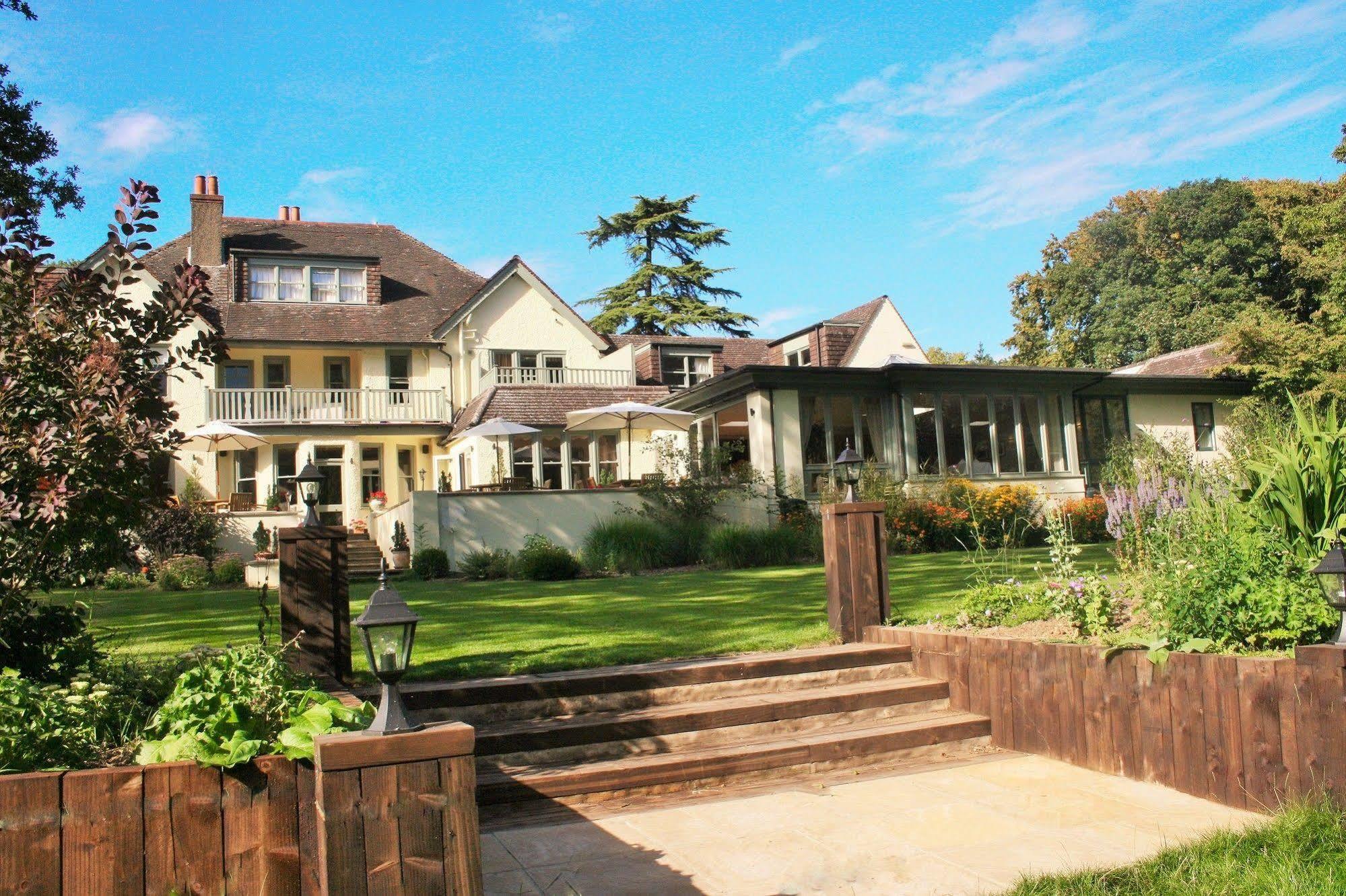 The Westwood Hotel Оксфорд Экстерьер фото